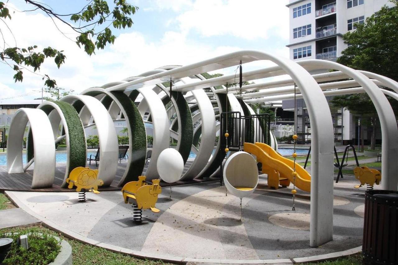 Puchong Skypod Residence @ Hostay Buitenkant foto
