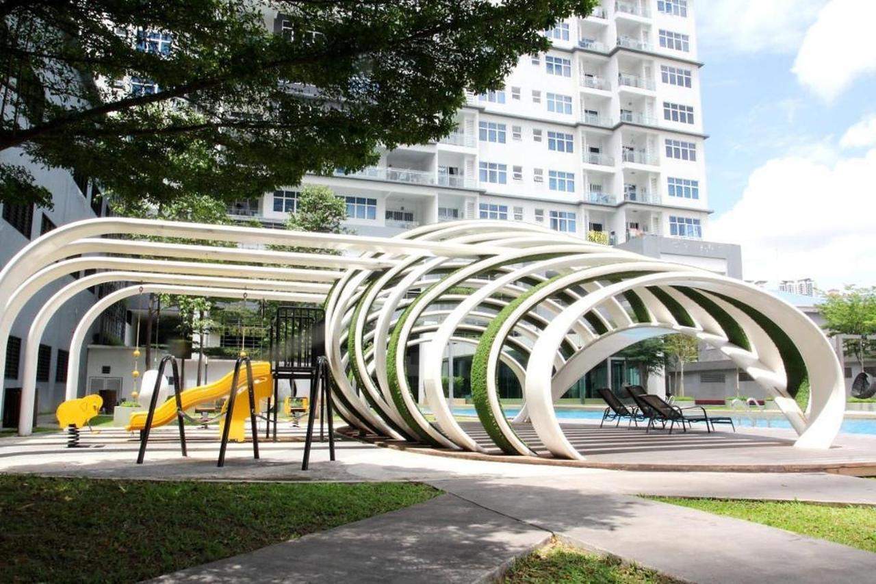 Puchong Skypod Residence @ Hostay Buitenkant foto